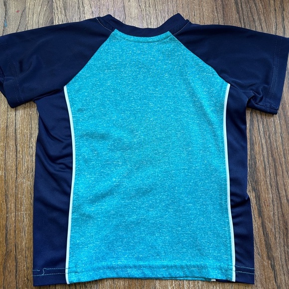 Body Glove Toddler Rash Guard Shirt Short Sleeve Size 2T - Picture 2 of 9